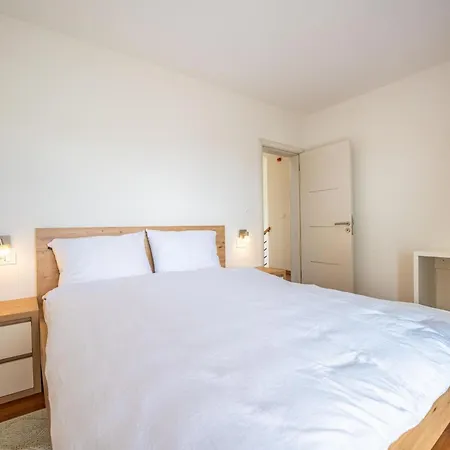 Ferienvilla Dvor Mit Privatem Pool By Interhome * Vodnjan