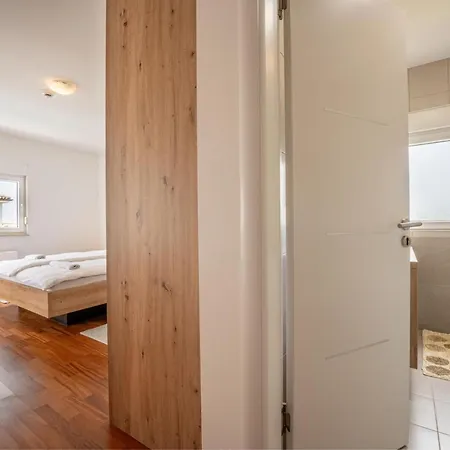 Ferienvilla Dvor Mit Privatem Pool By Interhome * Vodnjan